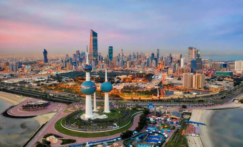 إبعاد 15 ألف وافد وإنهاء خدمات 132 بالبلدية