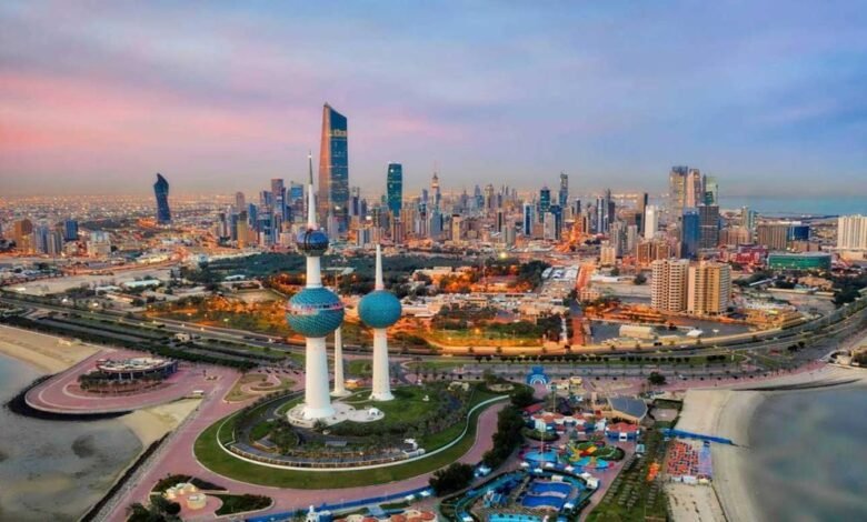 إبعاد 15 ألف وافد وإنهاء خدمات 132 بالبلدية