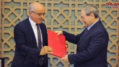 صورة توضيحية - المقداد يتسلم أوراق اعتماد السفير التونسي لدى سوريا