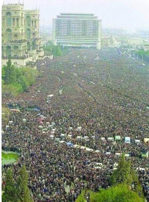 بمناسبة الذكرى السادسة والثلاثين بفاجعة كانون الثاني في مدينة باكو - صورة مميزة صورة مميزة: بمناسبة الذكرى السادسة والثلاثين بفاجعة كانون الثاني في مدينة باكو