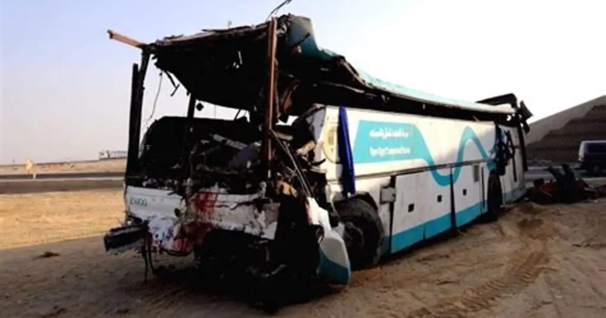 تحقيق رسمي مطلوب بعد مقتل 21 في حادث حافلة على طريق دهب–نويبع