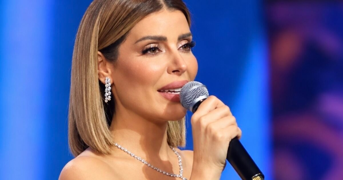 أمل الغربي تختتم سهرتها في الأوبرا بتحية لذكرى هاني شاكر - صورة مميزة أمل الغربي تختتم سهرتها في الأوبرا بتحية لذكرى هاني شاكر