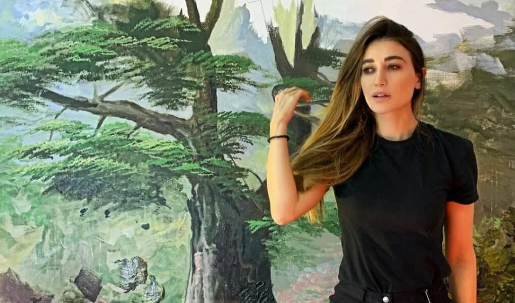 الفنانة التشكيلية ليال خولي الأرزة بالنسبة لي قصة كبيرة! - صورة مميزة الفنانة التشكيلية ليال خولي الأرزة بالنسبة لي قصة كبيرة!