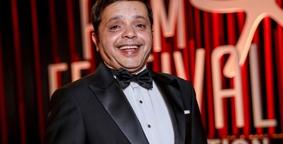 محمد هنيدي يكشف حقيقة الشائعات حول خلافه مع عادل إمام ويؤكد تواصلهما الودي
