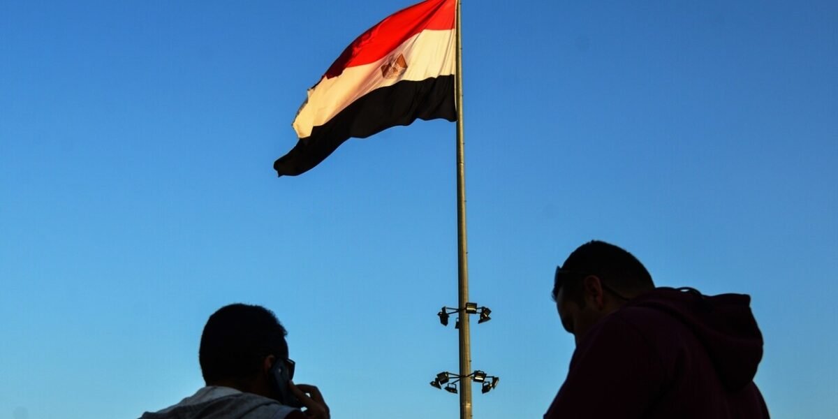 مصر.. إغلاق المحال المتلاعبة في أسعار السلع
