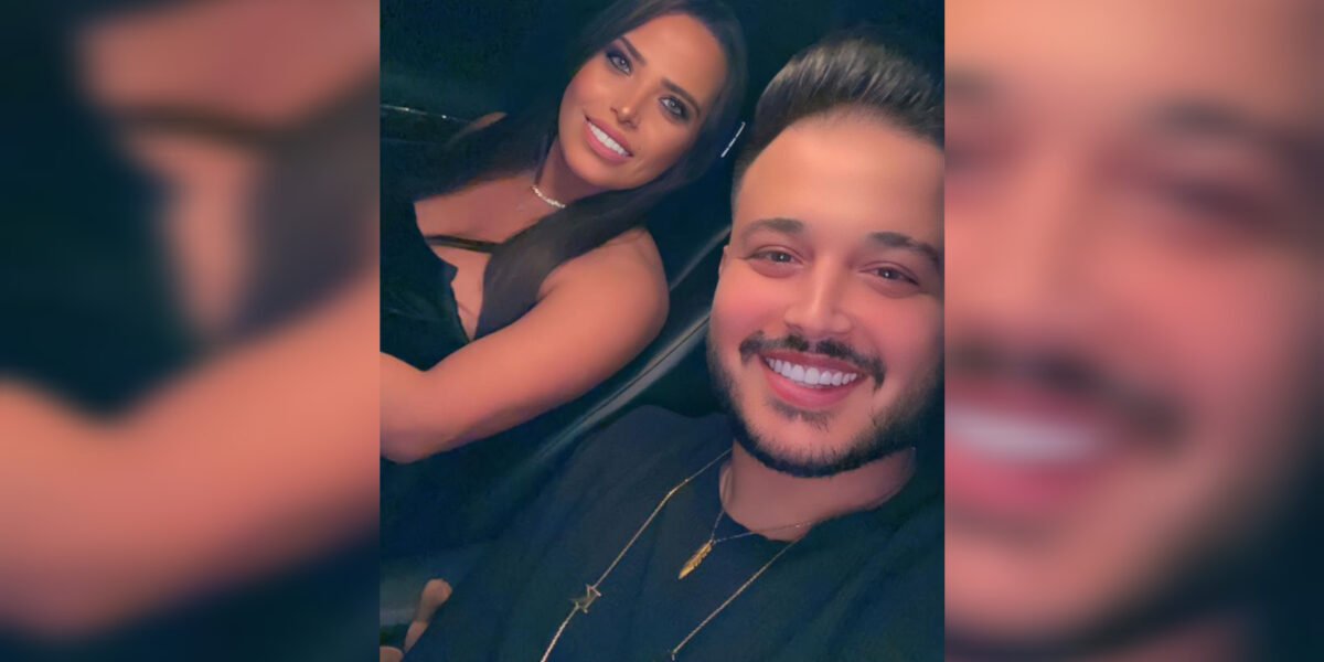 صورة مميزة: أول ظهور لستيڤ كرم الى جانب الفنانة سارة الزكريا في فرطنا المسبحة