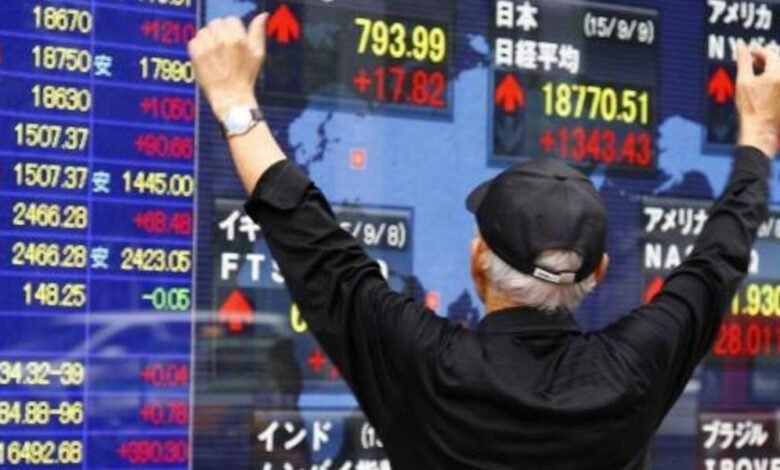 ارتفاع قياسي للأسهم اليابانية مع تراجع الين بعد استقالة إيشيبا