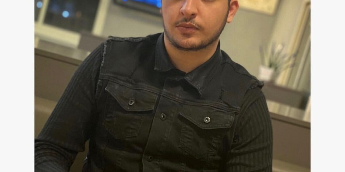 صورة مميزة: بــ الإصرار والجمال تميز هو ساهر منذر إحفظوا هذا الإسم