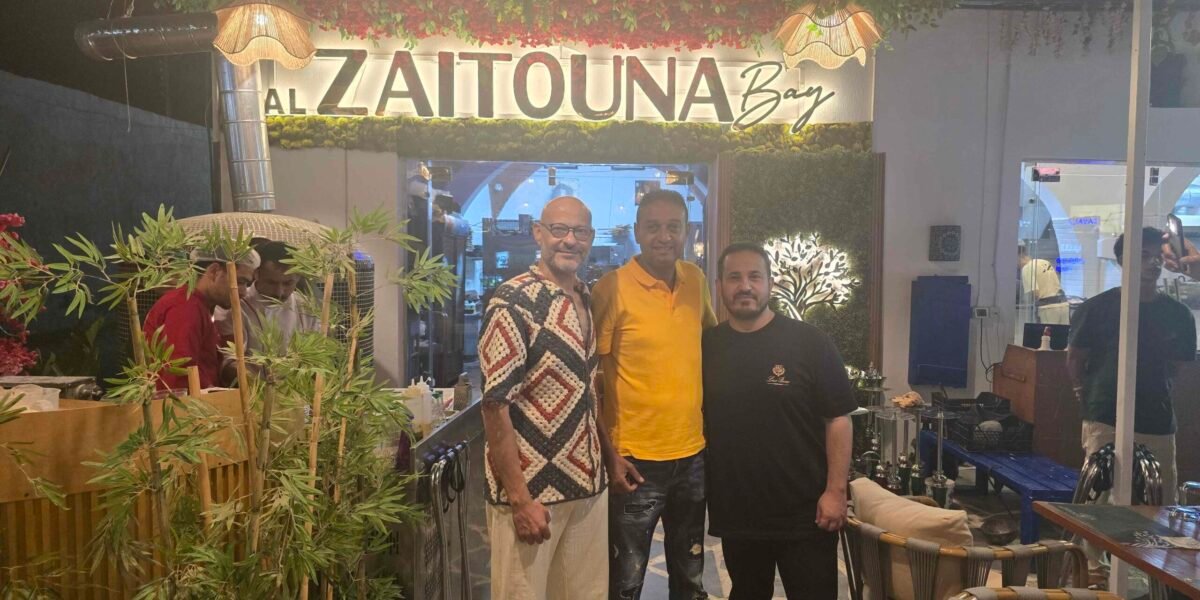 صورة مميزة: زيارة الدكتور أحمد أيوب والمنتج أحمد شحاده إلى مطعم Zaituna Bay في الساحل الشمالي